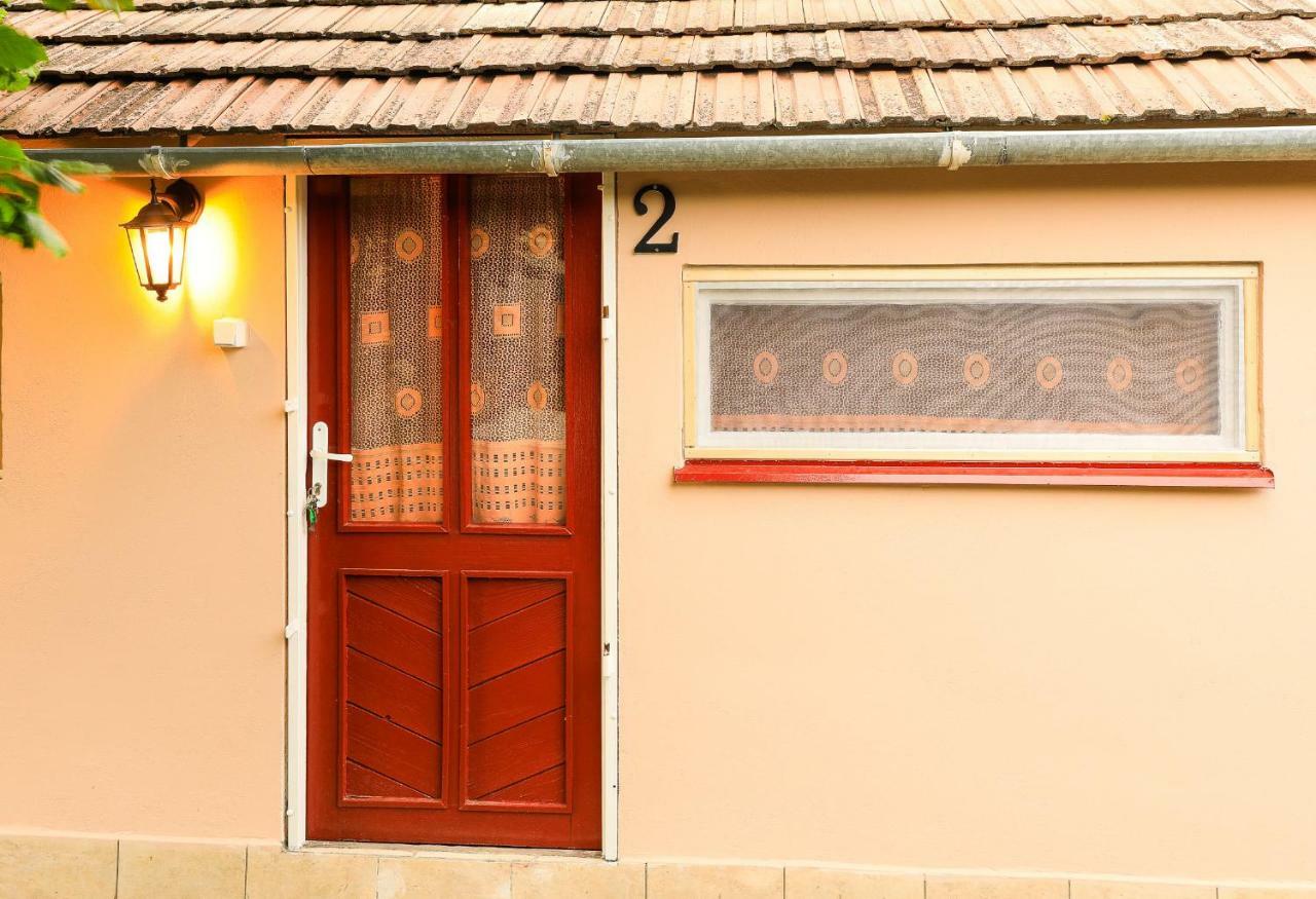 Ubytovanie Harmony House Hotel Velky Meder Exterior photo